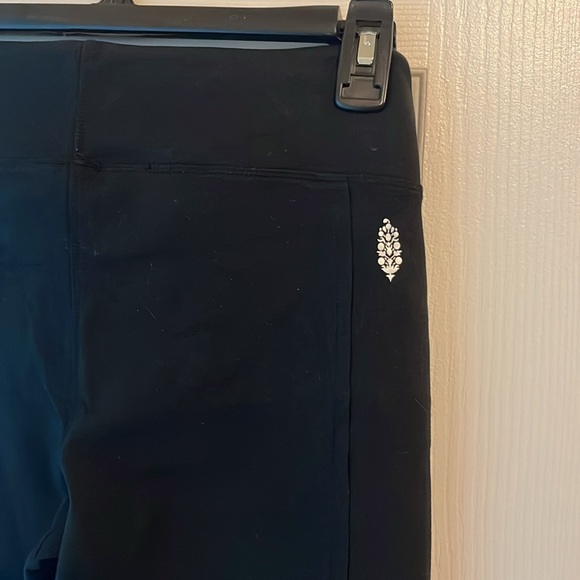 Free People FP Movement Amazing Turnout Leggings in Black - Picture 13 of 16